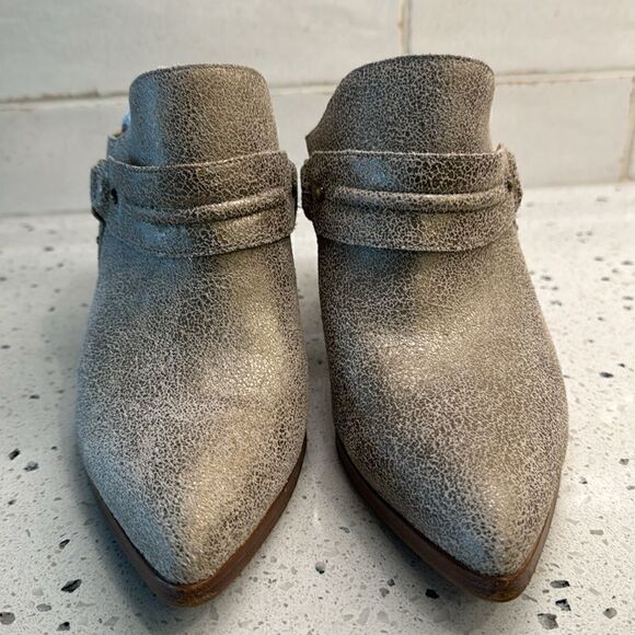 Donald J Pliner Vero 2 Leather Bronze Cracked Metallic Mules Boho Shoes Size 8.5 - Picture 2 of 13